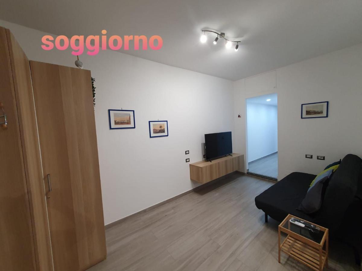 @Home Napoli Екстер'єр фото