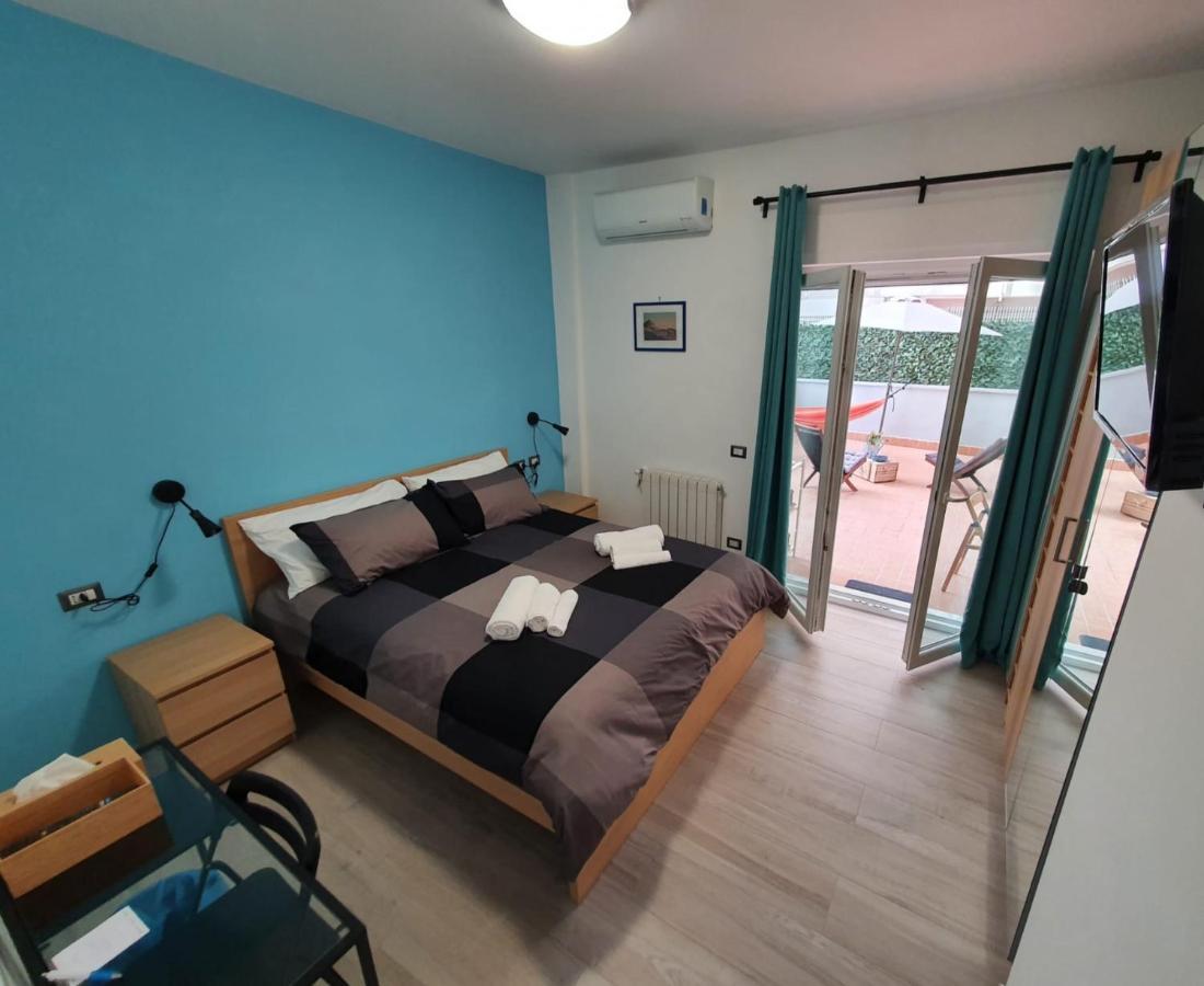 @Home Napoli Екстер'єр фото