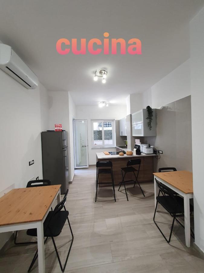 @Home Napoli Екстер'єр фото